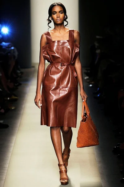 Look 1